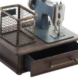 صندوق خياطة