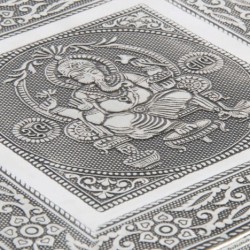 صندوق لون فضي 18 * 18 * 6 