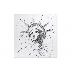 لوحة حائط ديكورية على شكل تمثال الحرية من القماش وبألوان الأكريلك قياس 5X100 