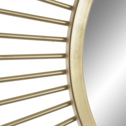 مرآة حائط لون ذهبي من المعدن قياس  80X6X105 