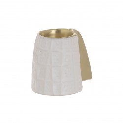 شمعدان لون أبيض و ذهبي من السيراميك قياس 10 * 7 * 8 سم 