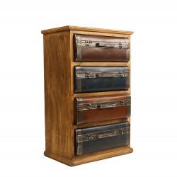 خزانة ذات تصميم عتيق