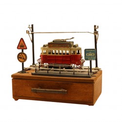 ديكورية مع خشب