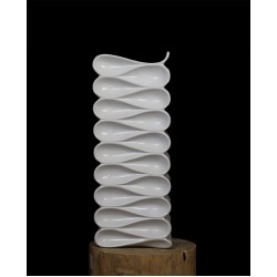 مزهرية لون أبيض مزهرية لون أبيض