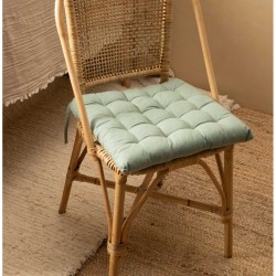 وسادة كرسي مربعة الشكل لون أخضر قياس 40 * 40 * 4 سم 