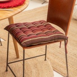 وسادة كرسي مربعة الشكل متعددة الألوان  قياس 40 * 40 * 4 سم 