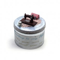 صندوق اسطواني  لادوات خياطة