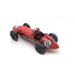 ديكورية سيارة سباق قديمة