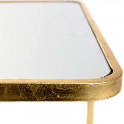 طاولة ذهبية 