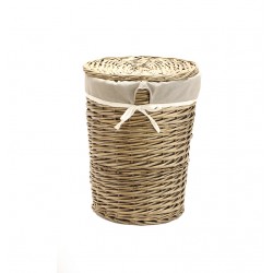 سلة من القش 